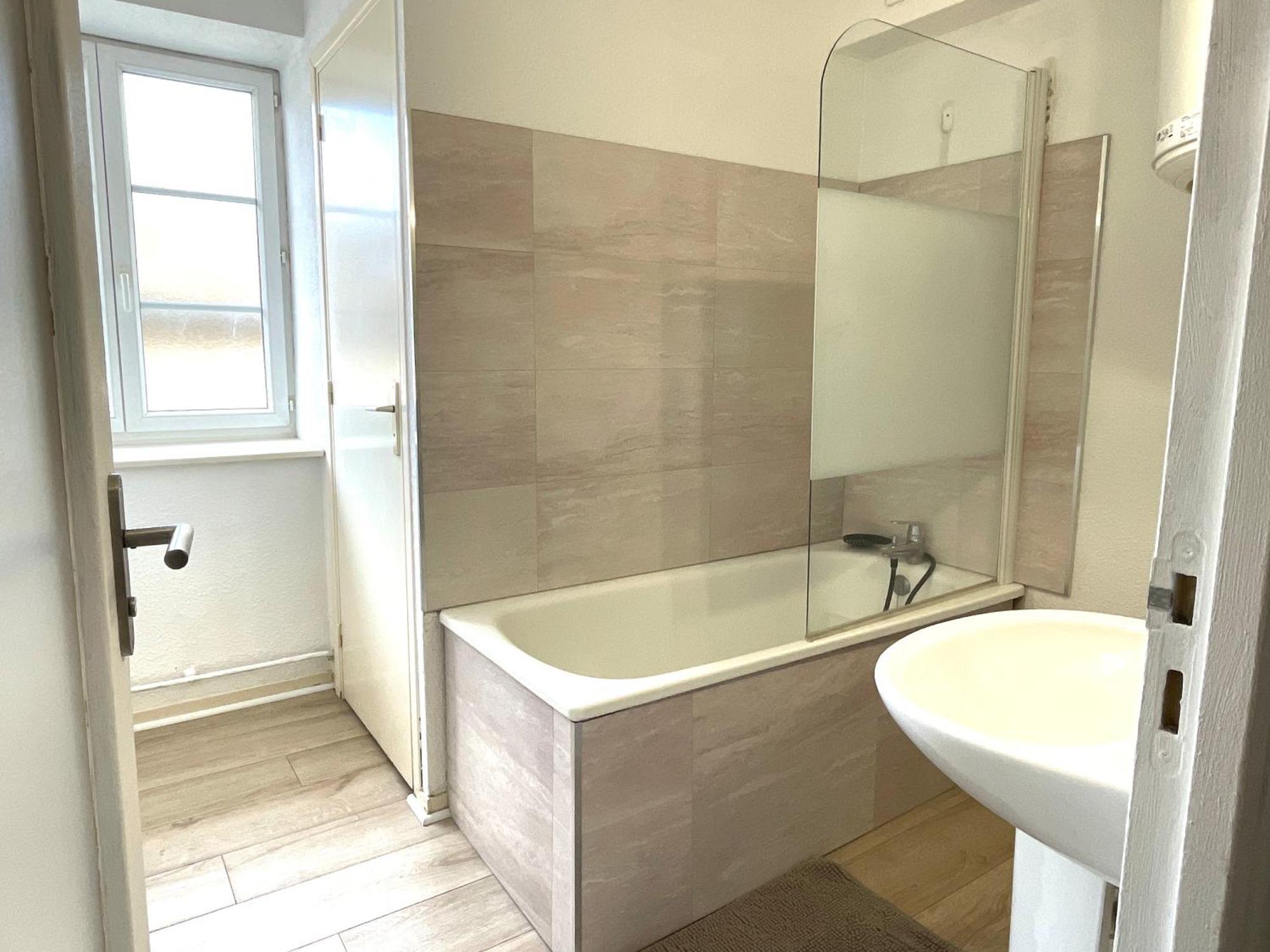 Appartement Avec Mezzanine Idealement Situe A Макон Экстерьер фото