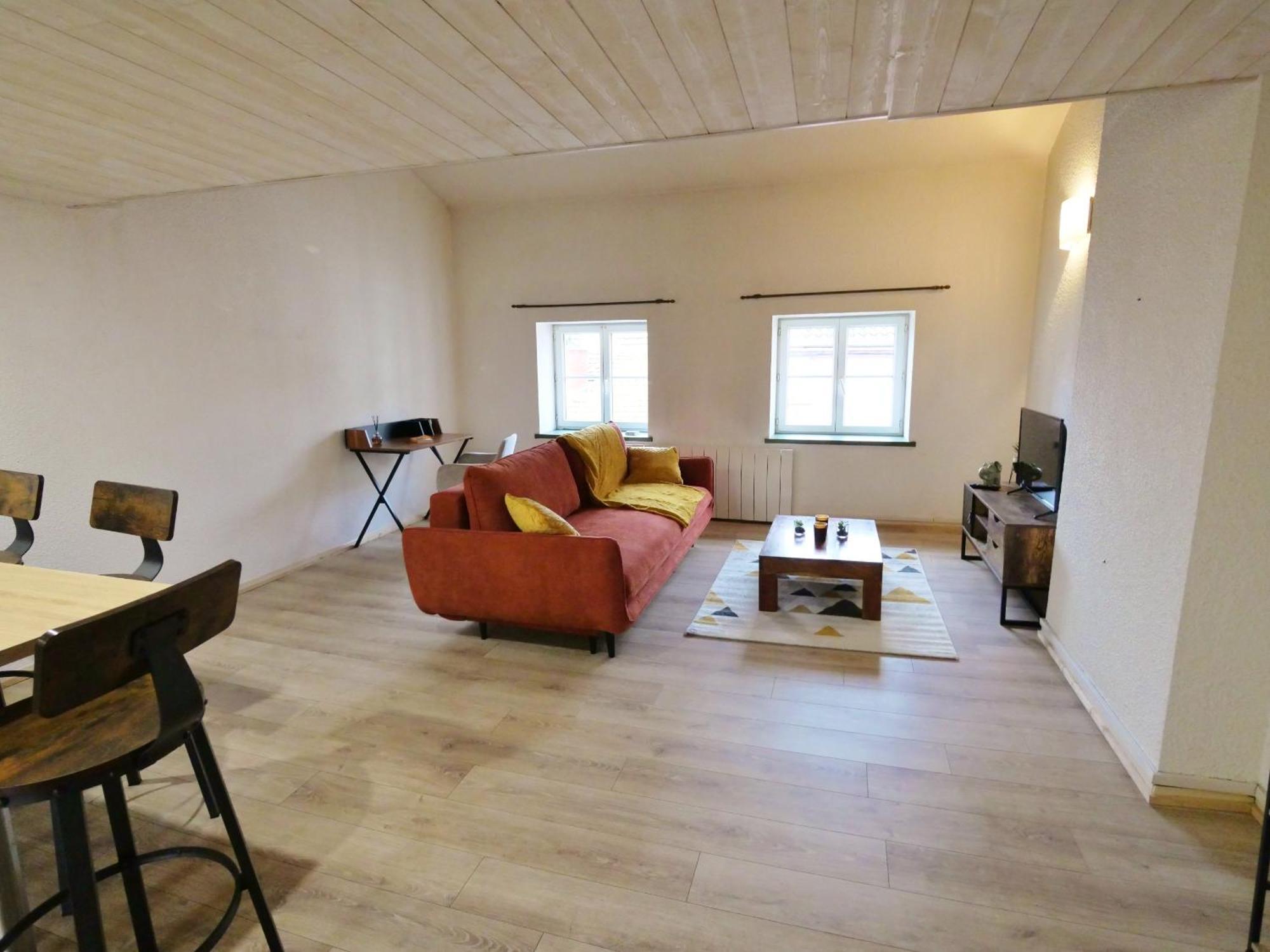 Appartement Avec Mezzanine Idealement Situe A Макон Экстерьер фото